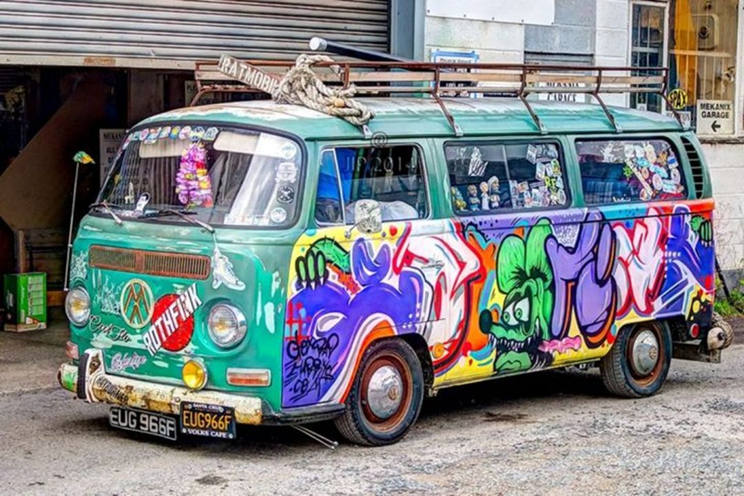 Minivan Hippie Art