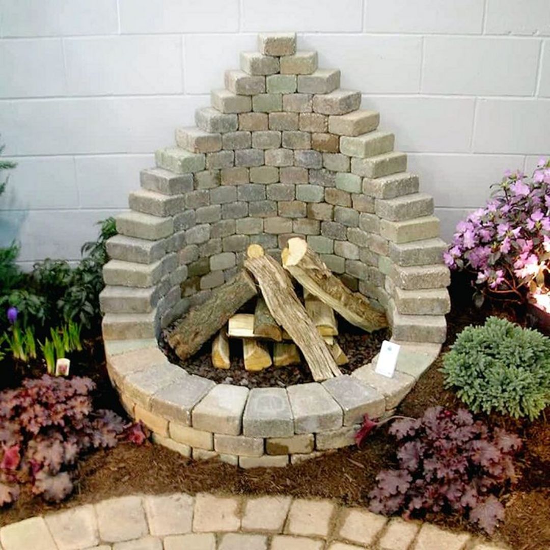 Creative DIY Stone Fire Pit Designs For Backyard