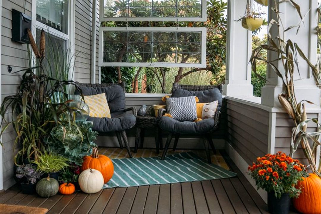 Popular fall front porch decorating ideas