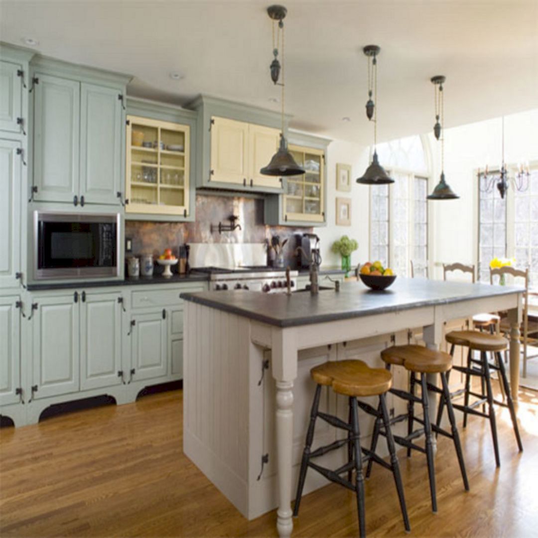 French Country Kitchen Idea