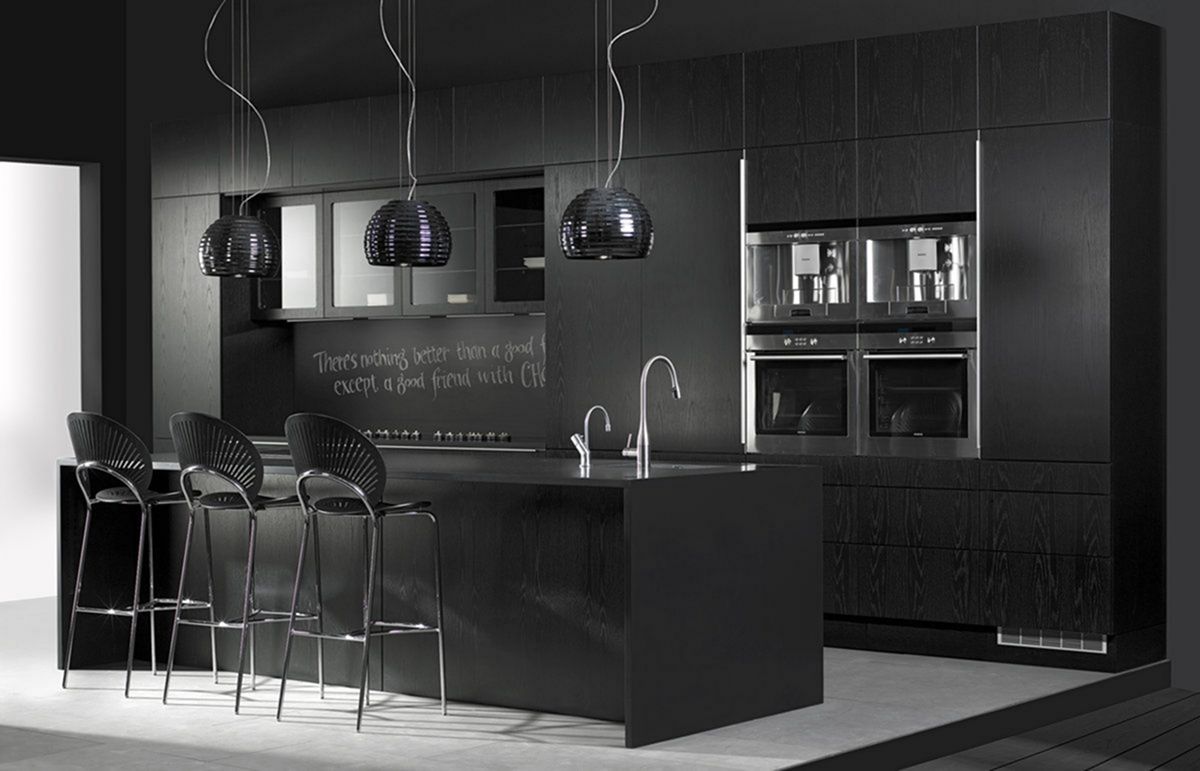 Modern Elegant Black Kitchen Design