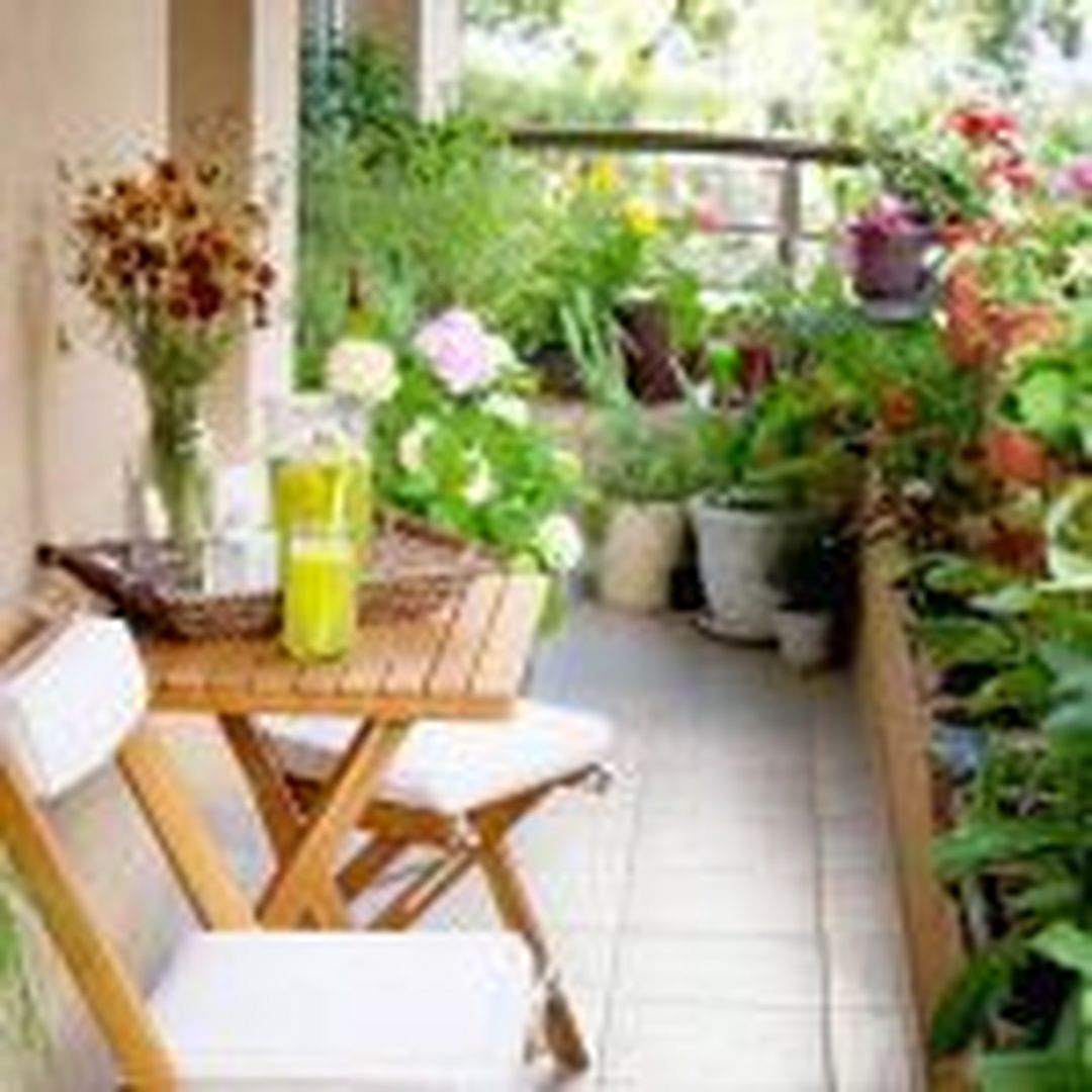 Fresh Apartment Balcony Garden Ideas