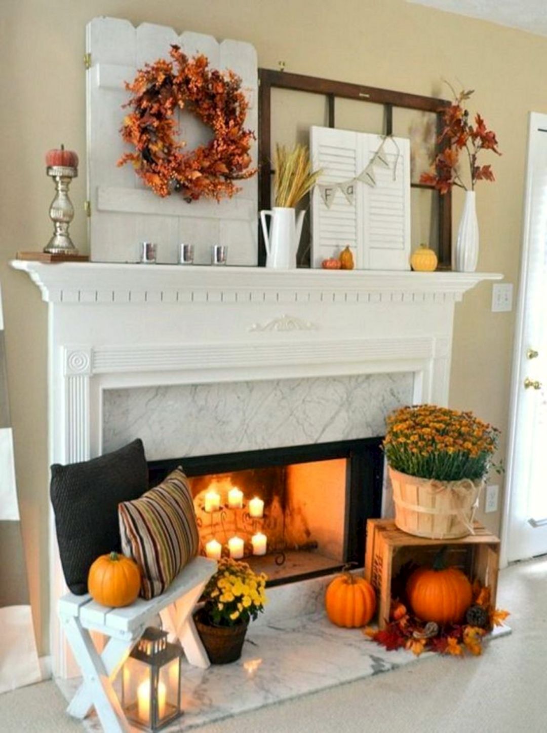 Thanksgiving mantel and fireplace decor ideas